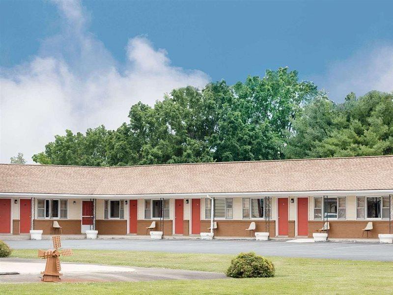 Budget Inn Mifflintown Luaran gambar