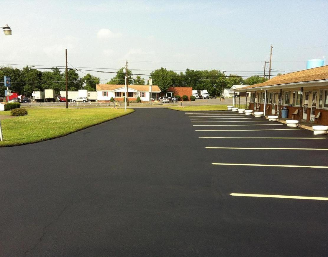 Budget Inn Mifflintown Luaran gambar